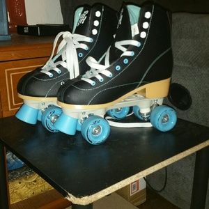 Candi Girl Artistic Roller Skates size 10